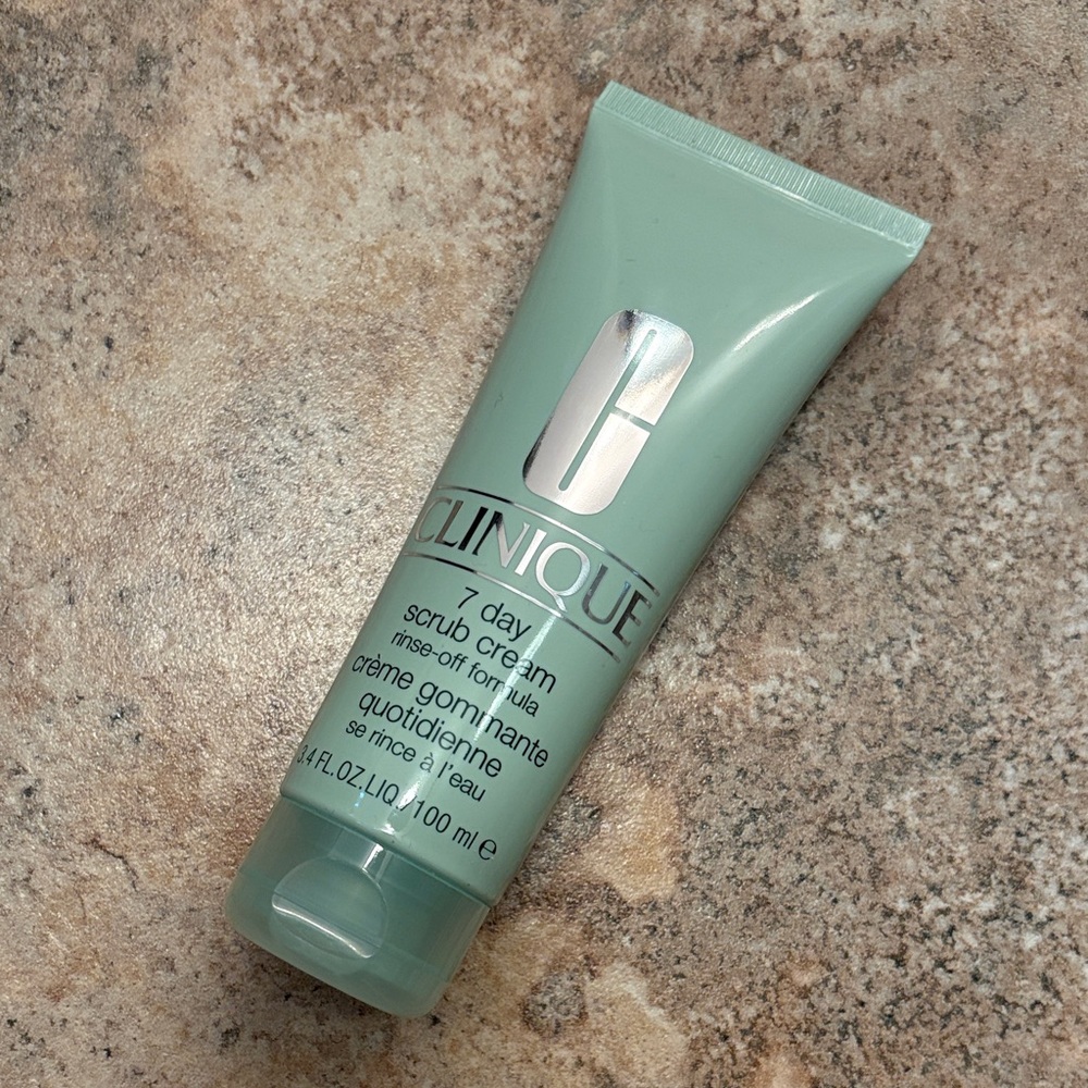 NWT Clinique Exfoliating Scrub